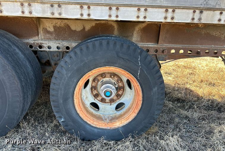 image for item EK2694 Caterpillar SR 4 generator trailer