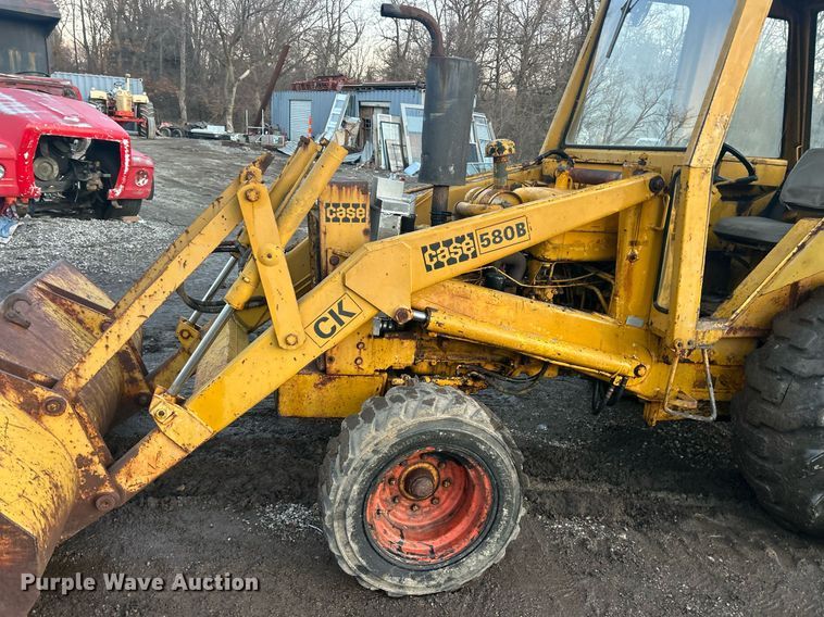 image for item EK2697 1974 Case 580B backhoe