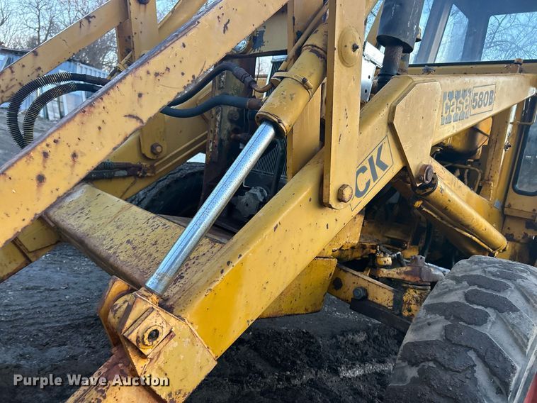 image for item EK2697 1974 Case 580B backhoe