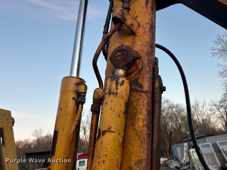 image for item EK2697 1974 Case 580B backhoe