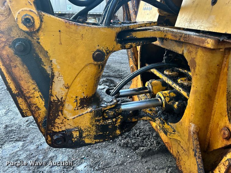 image for item EK2697 1974 Case 580B backhoe