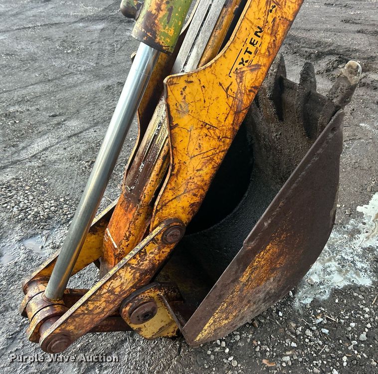 image for item EK2697 1974 Case 580B backhoe