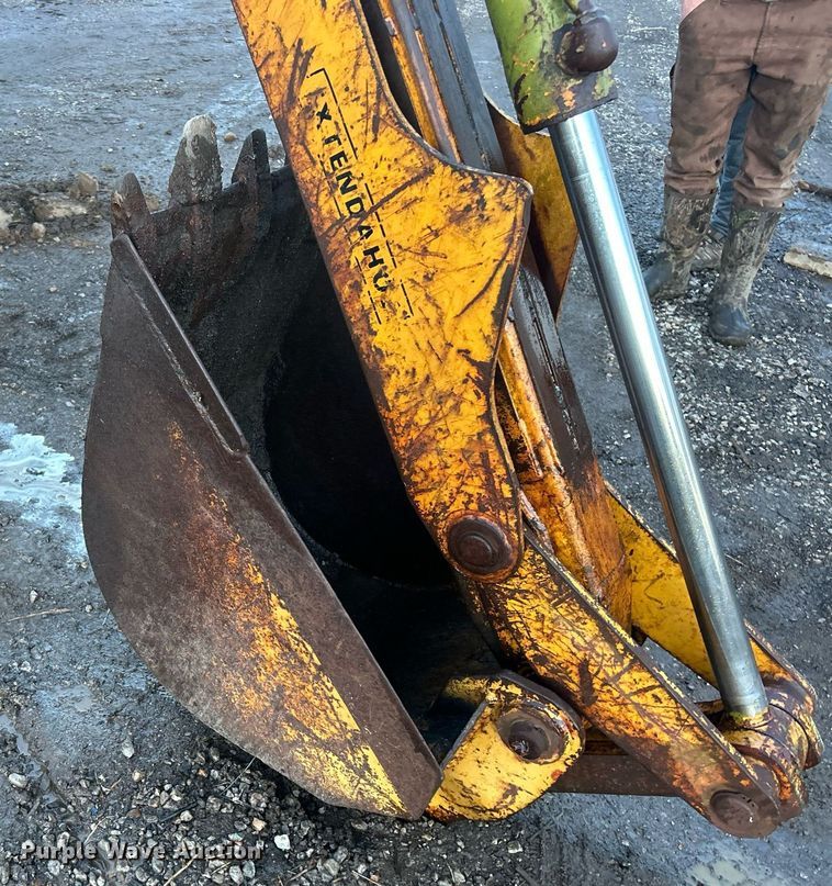 image for item EK2697 1974 Case 580B backhoe