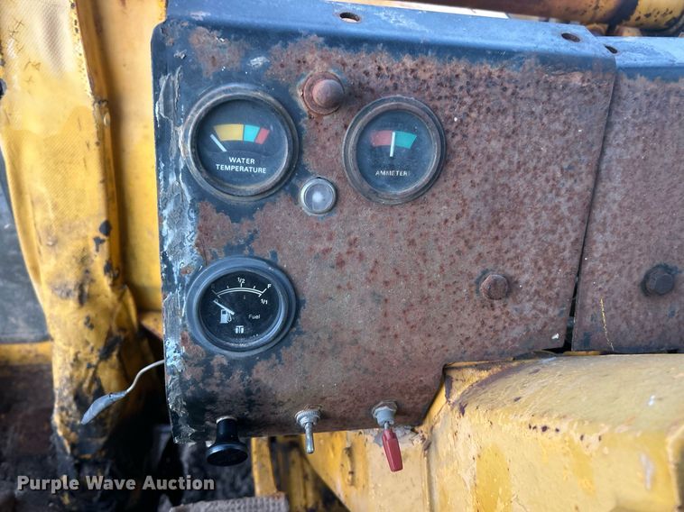 image for item EK2697 1974 Case 580B backhoe