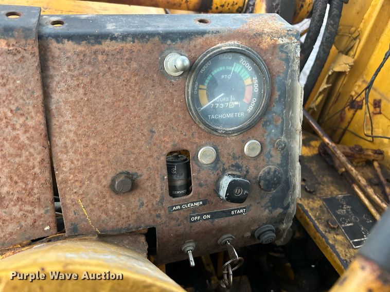 image for item EK2697 1974 Case 580B backhoe