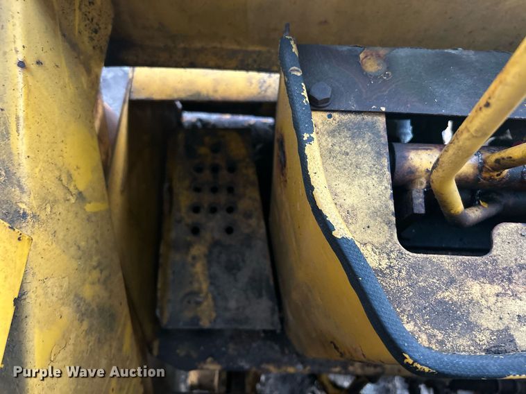 image for item EK2697 1974 Case 580B backhoe