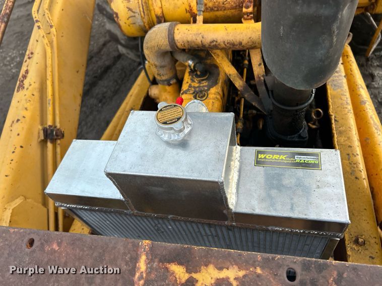 image for item EK2697 1974 Case 580B backhoe