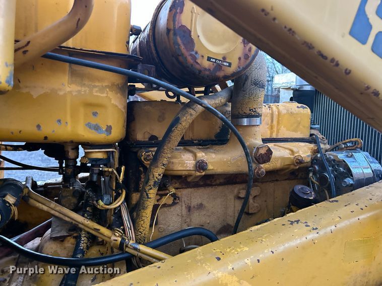 image for item EK2697 1974 Case 580B backhoe