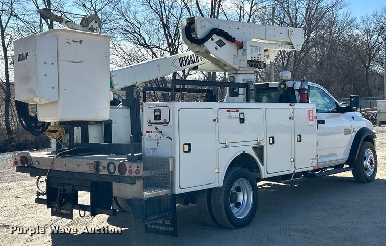 image for item EK2700 2017 Dodge Ram 5500HD bucket truck