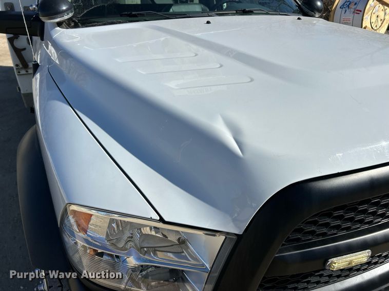 image for item EK2700 2017 Dodge Ram 5500HD bucket truck