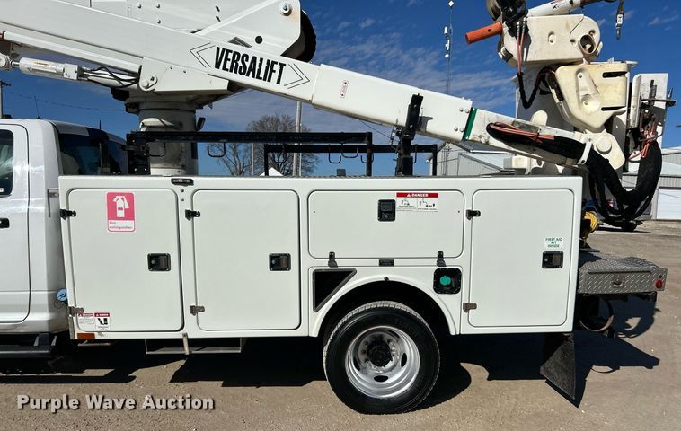 image for item EK2700 2017 Dodge Ram 5500HD bucket truck