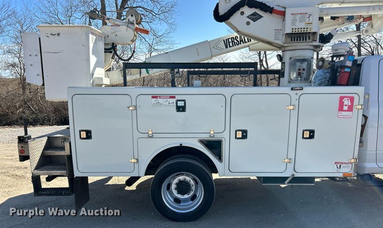 image for item EK2700 2017 Dodge Ram 5500HD bucket truck