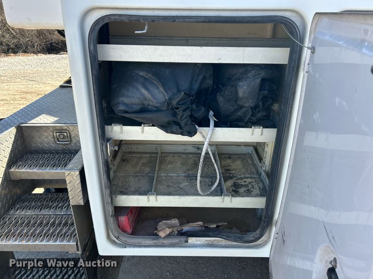 image for item EK2700 2017 Dodge Ram 5500HD bucket truck