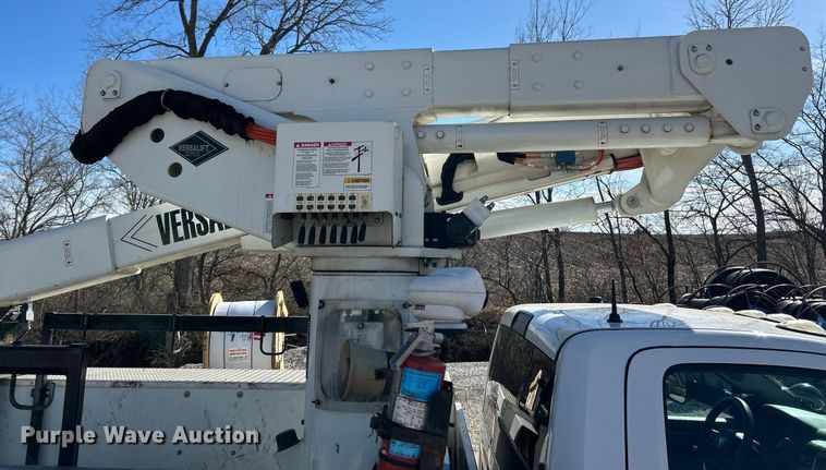 image for item EK2700 2017 Dodge Ram 5500HD bucket truck