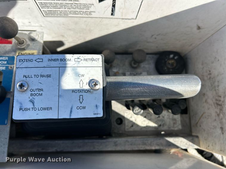 image for item EK2700 2017 Dodge Ram 5500HD bucket truck