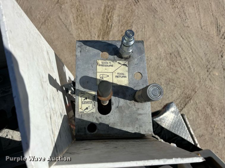 image for item EK2700 2017 Dodge Ram 5500HD bucket truck