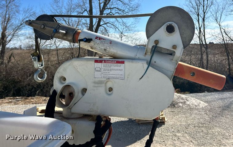 image for item EK2700 2017 Dodge Ram 5500HD bucket truck