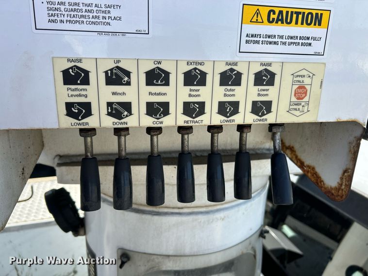 image for item EK2700 2017 Dodge Ram 5500HD bucket truck