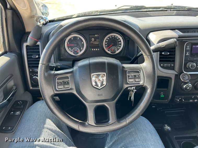 image for item EK2700 2017 Dodge Ram 5500HD bucket truck