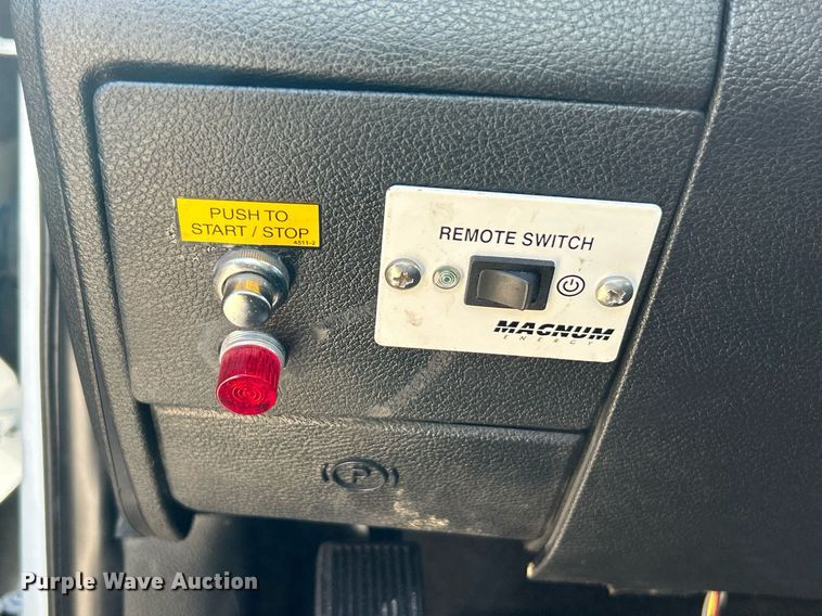 image for item EK2700 2017 Dodge Ram 5500HD bucket truck