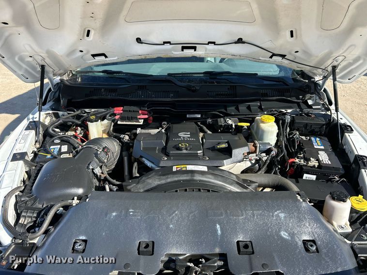 image for item EK2700 2017 Dodge Ram 5500HD bucket truck