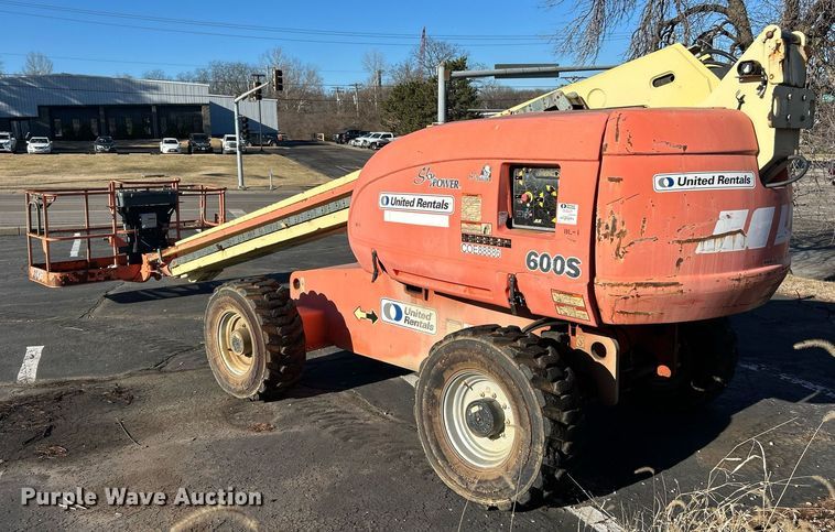 image for item EK2701 2006 JLG 600S boom lift