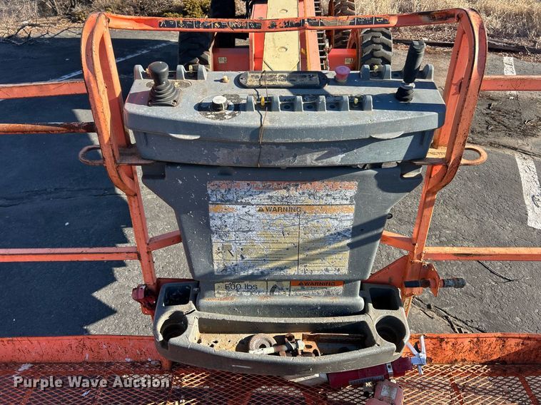 image for item EK2701 2006 JLG 600S boom lift