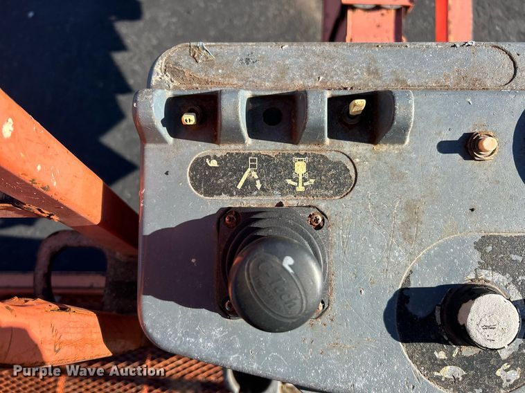 image for item EK2701 2006 JLG 600S boom lift