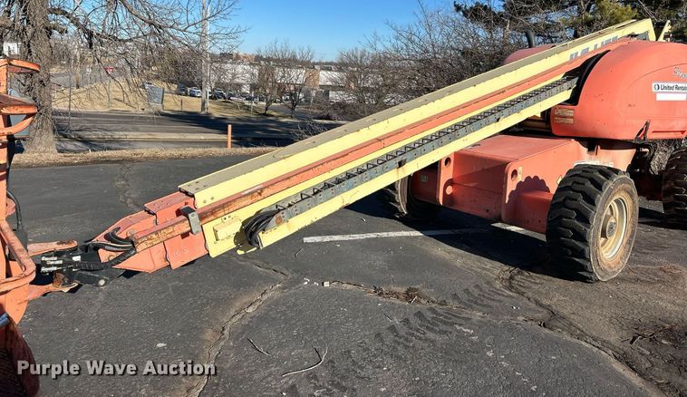 image for item EK2701 2006 JLG 600S boom lift