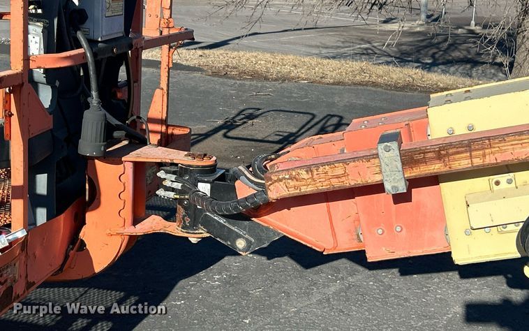 image for item EK2701 2006 JLG 600S boom lift