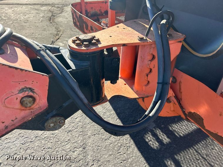image for item EK2701 2006 JLG 600S boom lift