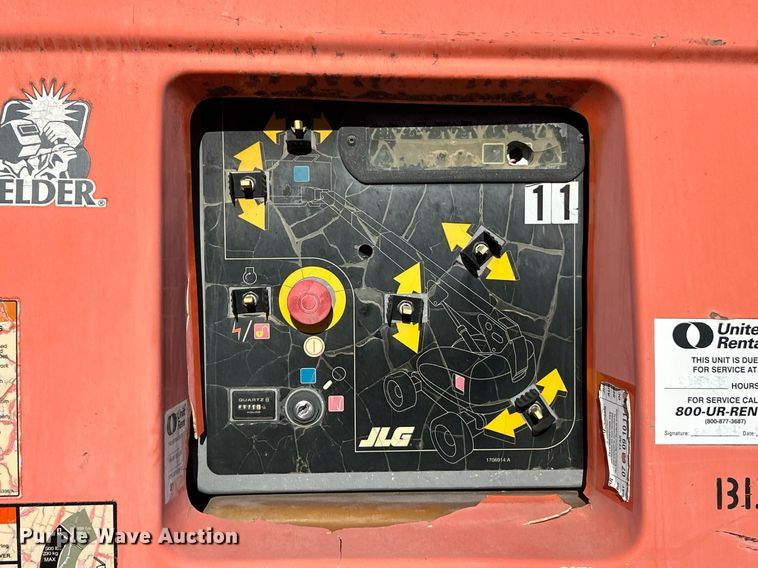 image for item EK2701 2006 JLG 600S boom lift