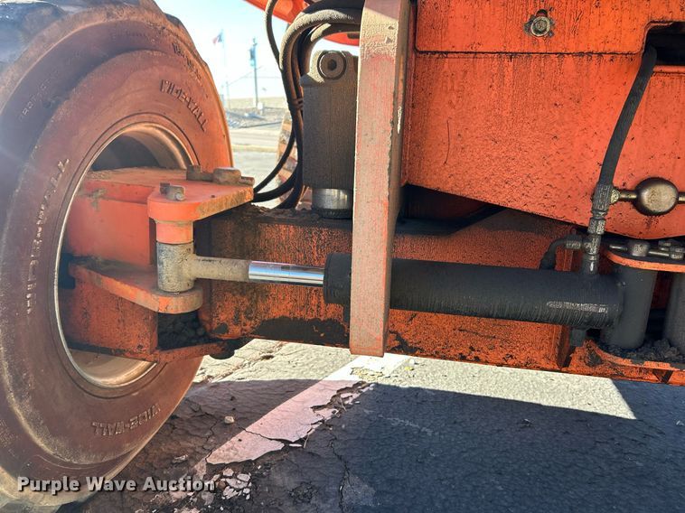 image for item EK2701 2006 JLG 600S boom lift