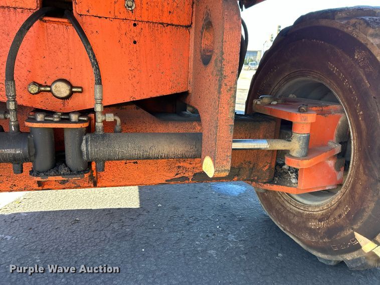 image for item EK2701 2006 JLG 600S boom lift