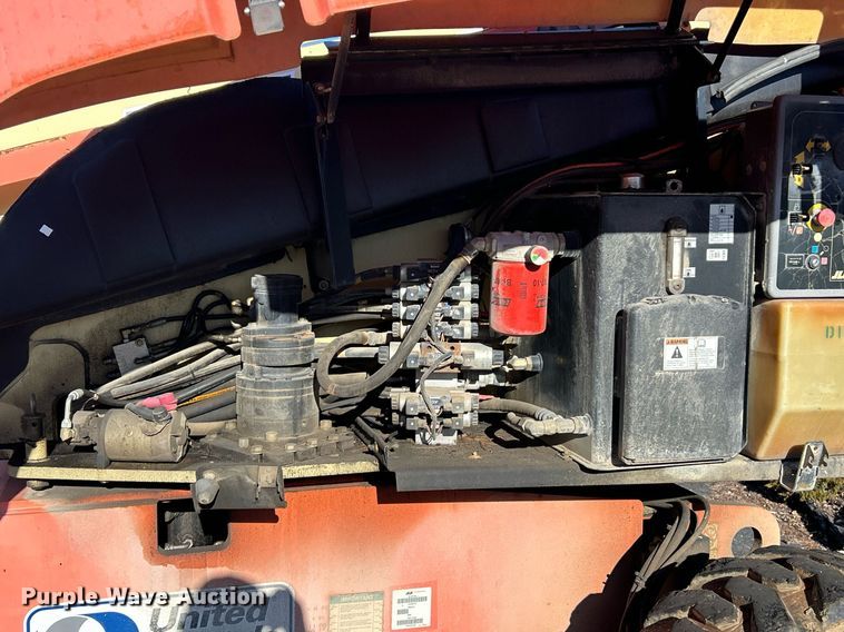 image for item EK2701 2006 JLG 600S boom lift