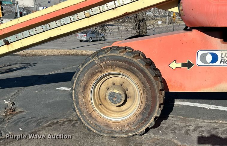 image for item EK2701 2006 JLG 600S boom lift