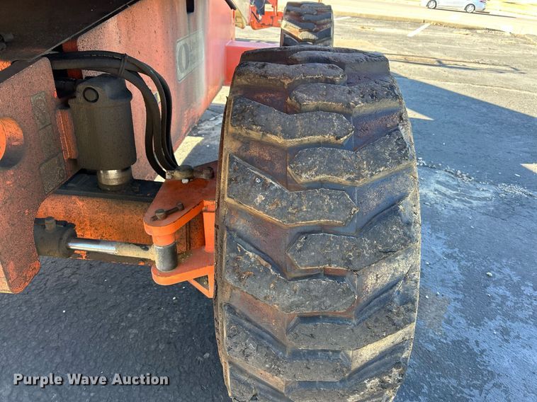 image for item EK2701 2006 JLG 600S boom lift