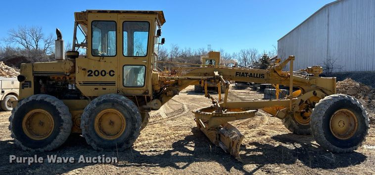 image for item EK2702 1979 FiatAllis 200C rigid frame motor grader