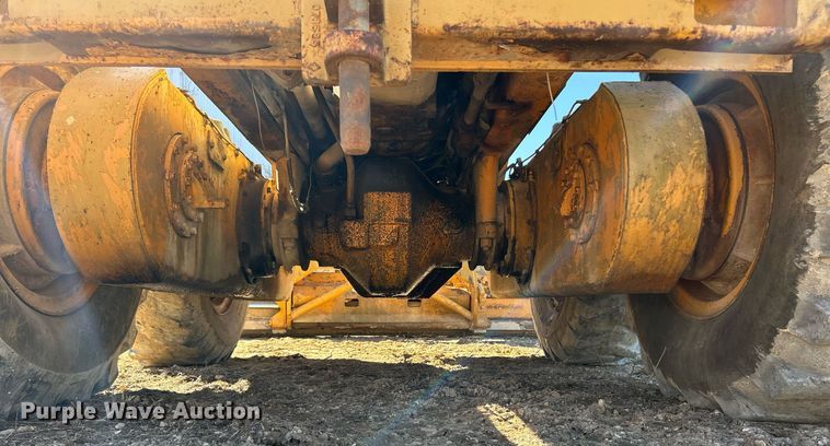 image for item EK2702 1979 FiatAllis 200C rigid frame motor grader