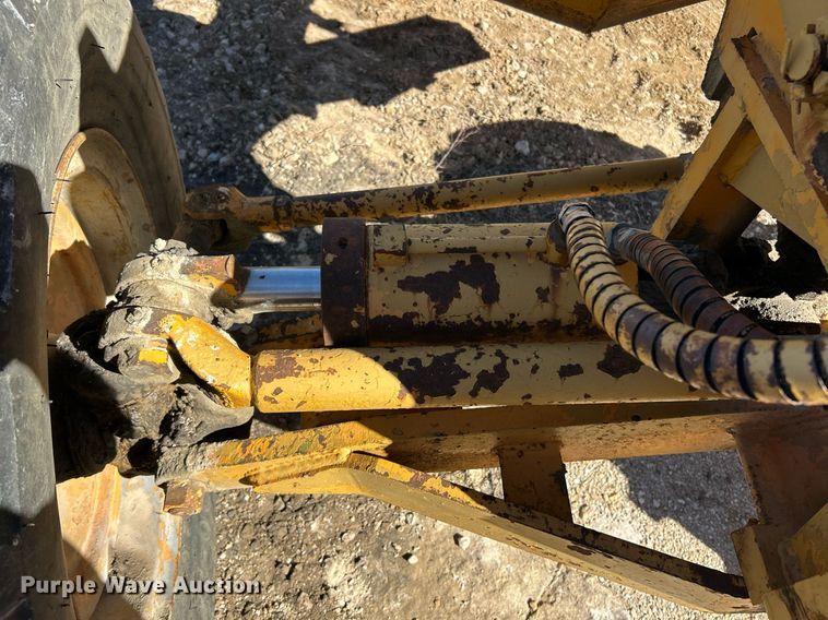 image for item EK2702 1979 FiatAllis 200C rigid frame motor grader