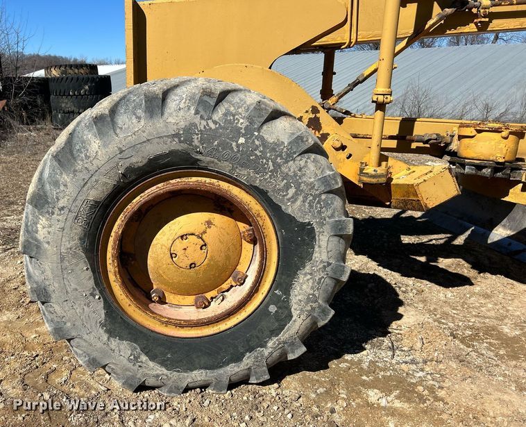 image for item EK2702 1979 FiatAllis 200C rigid frame motor grader