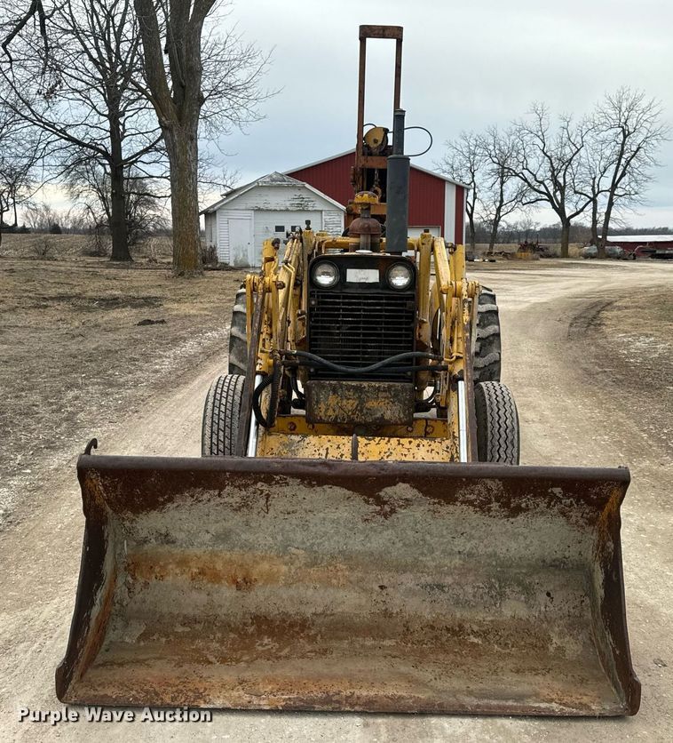 image for item EN5134 1969 Case 580CK industrial tractor