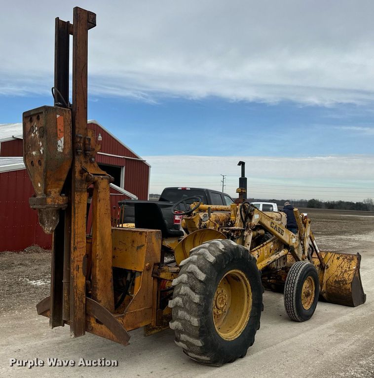 image for item EN5134 1969 Case 580CK industrial tractor