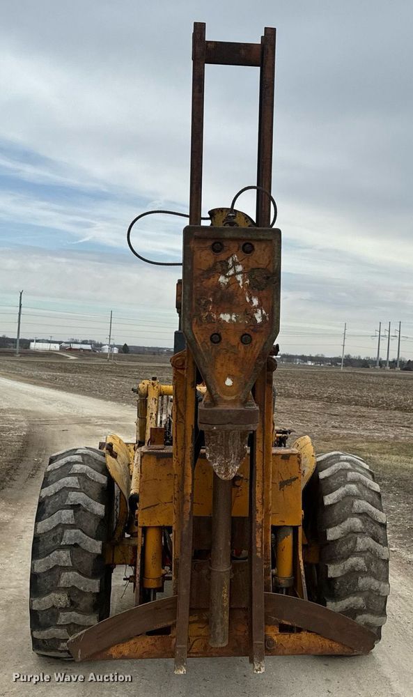 image for item EN5134 1969 Case 580CK industrial tractor