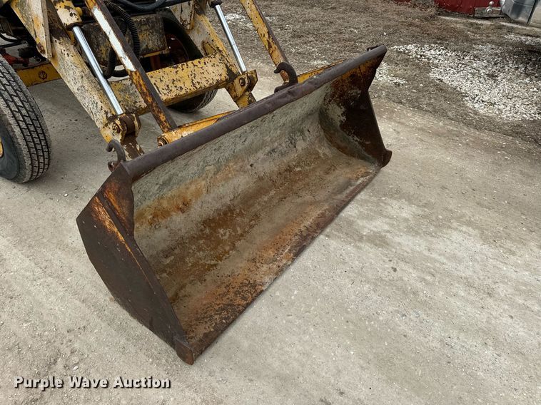 image for item EN5134 1969 Case 580CK industrial tractor