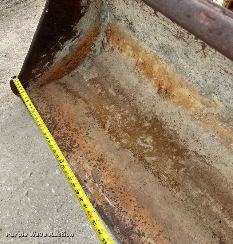 image for item EN5134 1969 Case 580CK industrial tractor