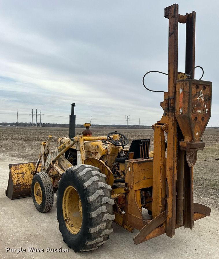 image for item EN5134 1969 Case 580CK industrial tractor