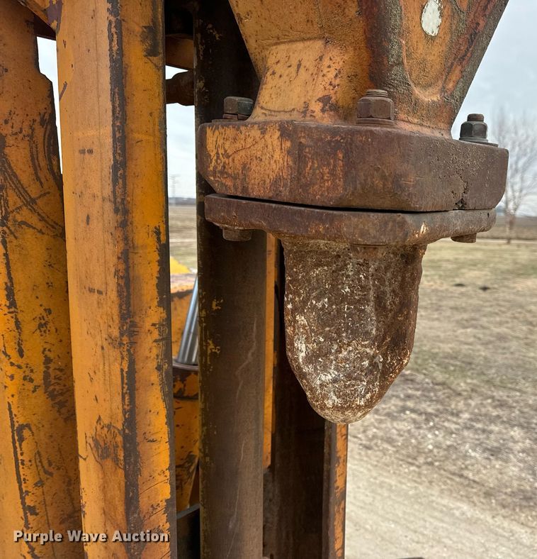 image for item EN5134 1969 Case 580CK industrial tractor