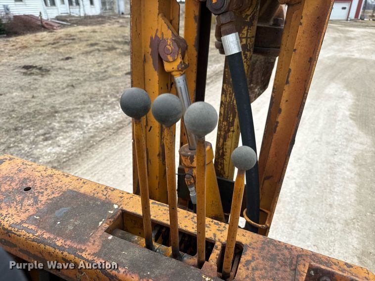 image for item EN5134 1969 Case 580CK industrial tractor