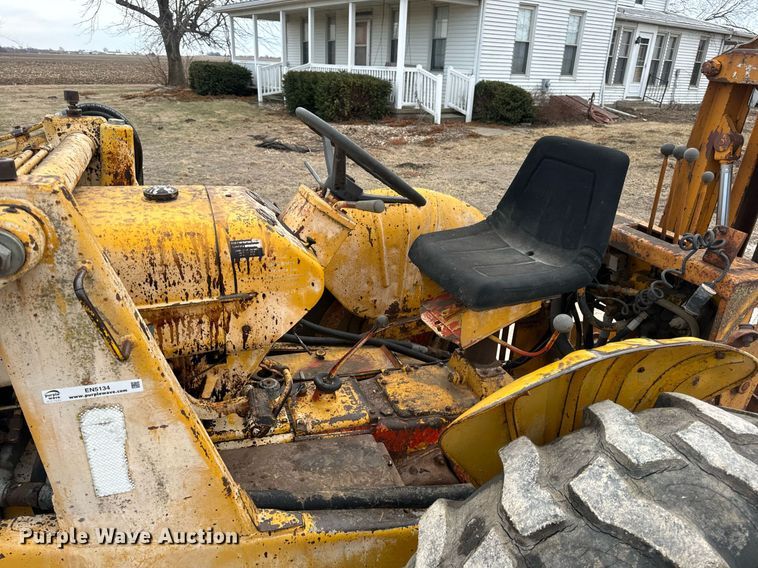 image for item EN5134 1969 Case 580CK industrial tractor